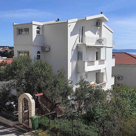 Apartment Topic Baška Voda Exteriör bild