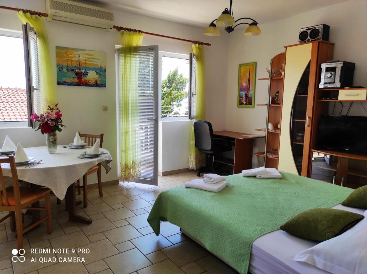Apartment Topic Baška Voda Exteriör bild