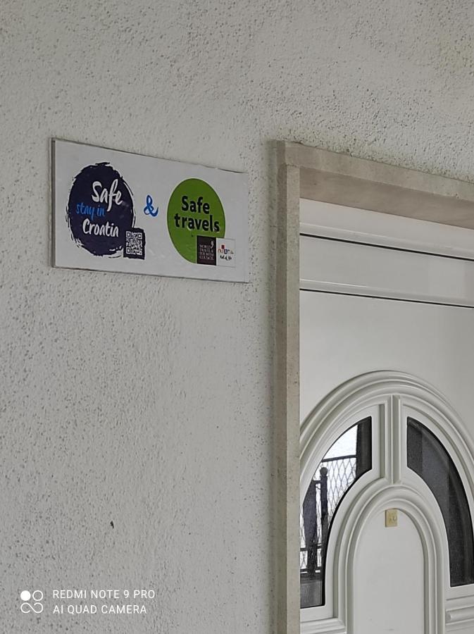 Apartment Topic Baška Voda Exteriör bild