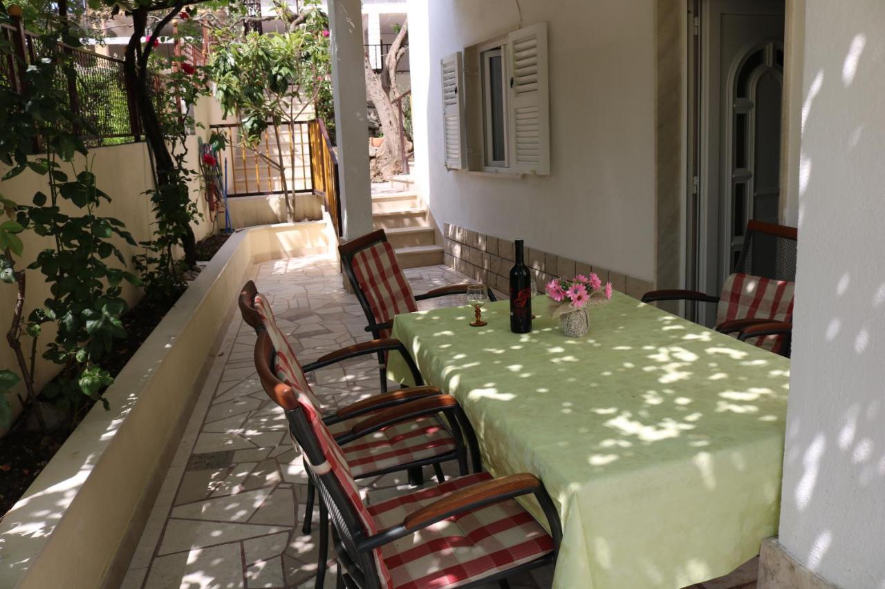 Apartment Topic Baška Voda Exteriör bild